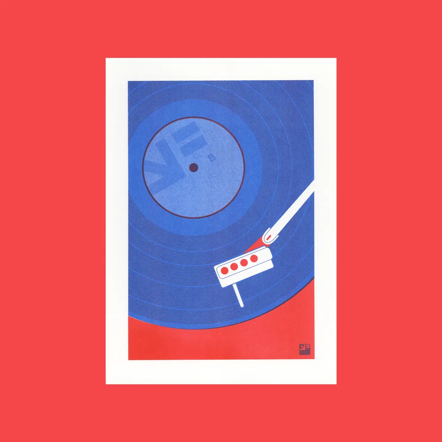 Minimalist risograph art print of a vinyl record in blue and red tones by VrijFormaat. Modern wall art celebrating music, retro design, and everyday nostalgia. Perfect decor for creative homes, studios, and music lovers in Belgium, the Netherlands, France, and Germany.