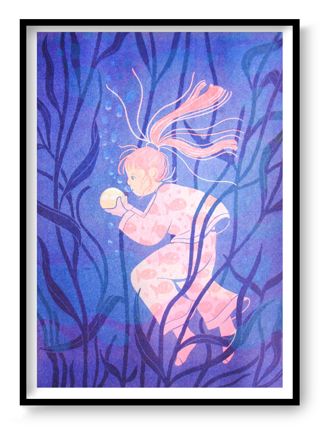 La Perle risograph art print by Pauline Spira – A3 limited edition underwater inspired illustration in soft blue and pink tones, poetic contemporary wall art
