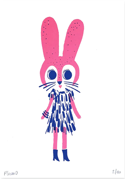 Plumo “Fancy Rabbit” A5 hand-pulled screenprint art print in fuchsia, big-eyed rabbit character in blue patterned dress and boots on white background, limited edition Belgian wall art for kids room or modern interior.