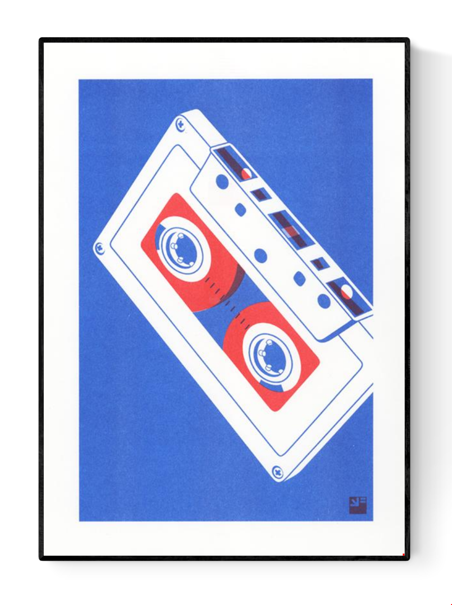 Minimalist risograph art print of a vintage cassette tape in red and blue tones by VrijFormaat. Retro-inspired wall art celebrating analog design, printed on 160g Biotop paper in Utrecht, Netherlands. Perfect for design lovers and music enthusiasts.